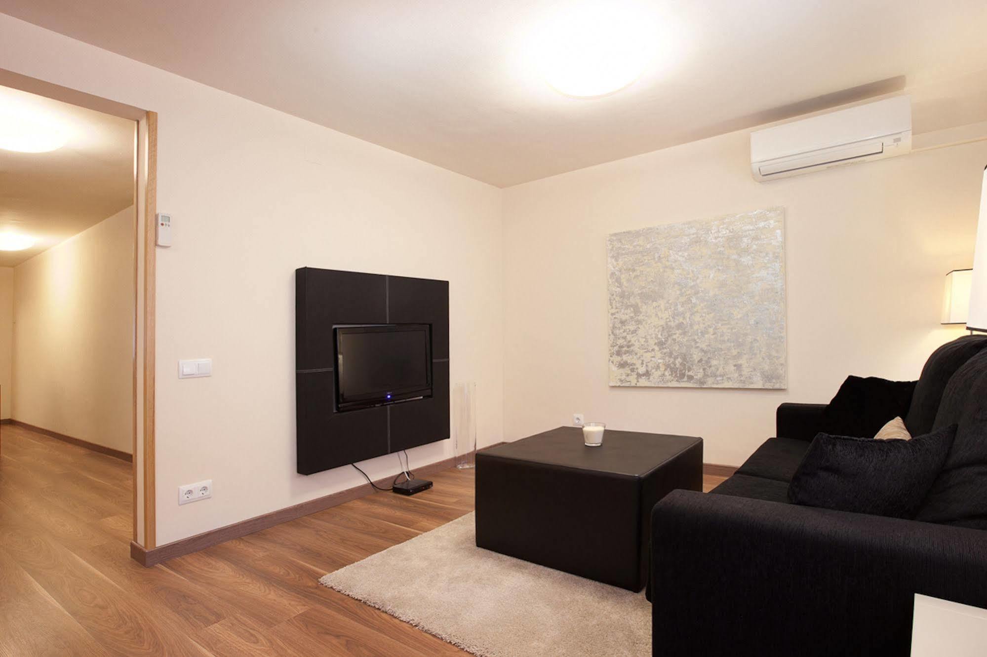 Alcam Laforja Apartment บาร์เซโลนา ภายนอก รูปภาพ